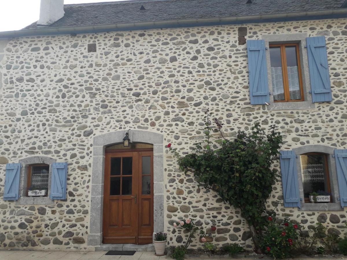 Meuble De Tourisme Au Coeur Du Village A Aramits , Haut Bearn Buitenkant foto